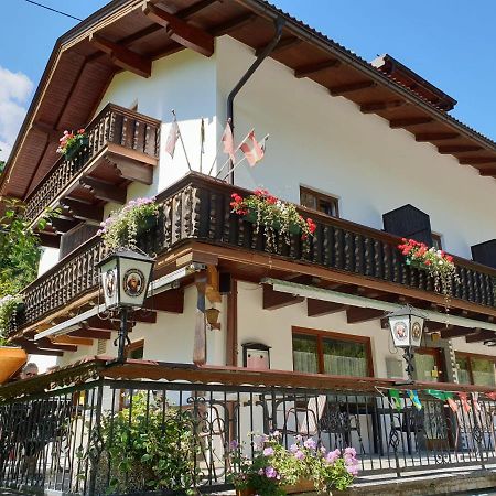 Tattoo Pension Mit Restaurant Und Tattoo-Studio Mörtschach Exteriör bild