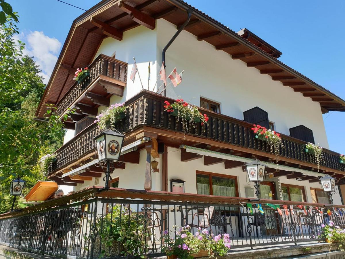Tattoo Pension Mit Restaurant Und Tattoo-Studio Mörtschach Exteriör bild